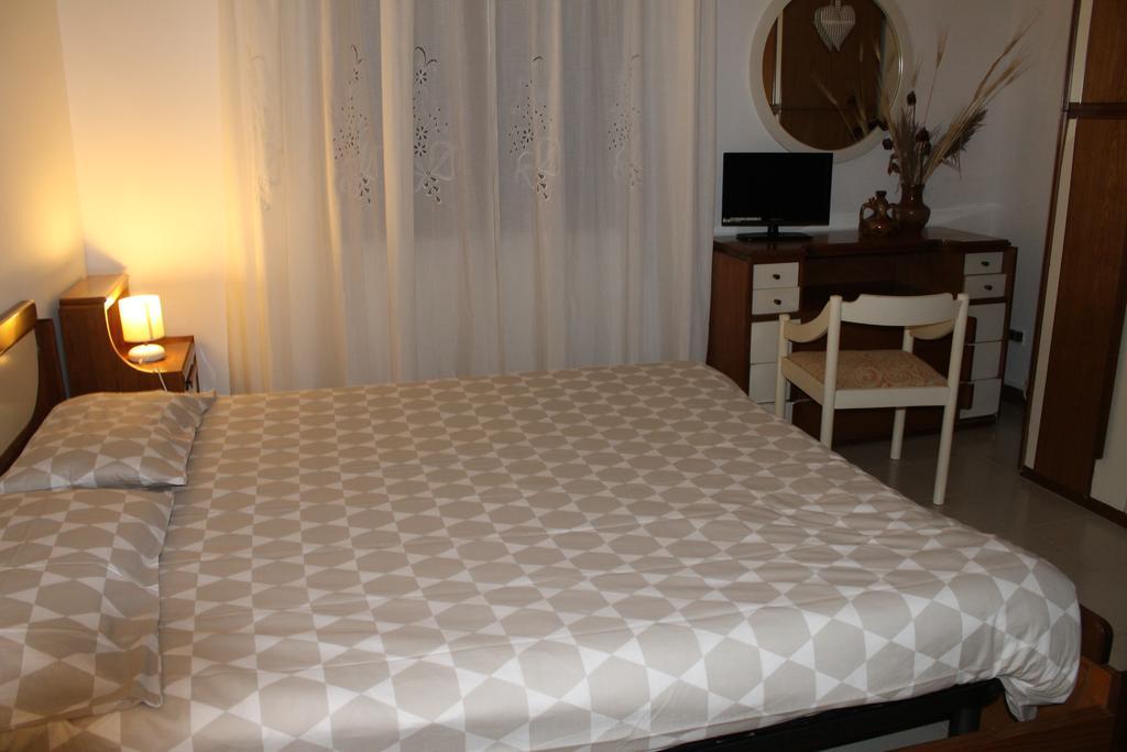 Algherooms Екстериор снимка